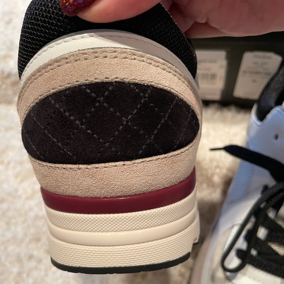 AUTHENTIC CHANEL Sneakers/Trainers/Shoes NIB - Picture 4 of 10